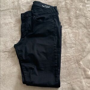 GAP Women's Black Skinny Jeans